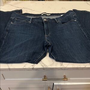 Levi's Classic Women’s Straight Blue Jeans